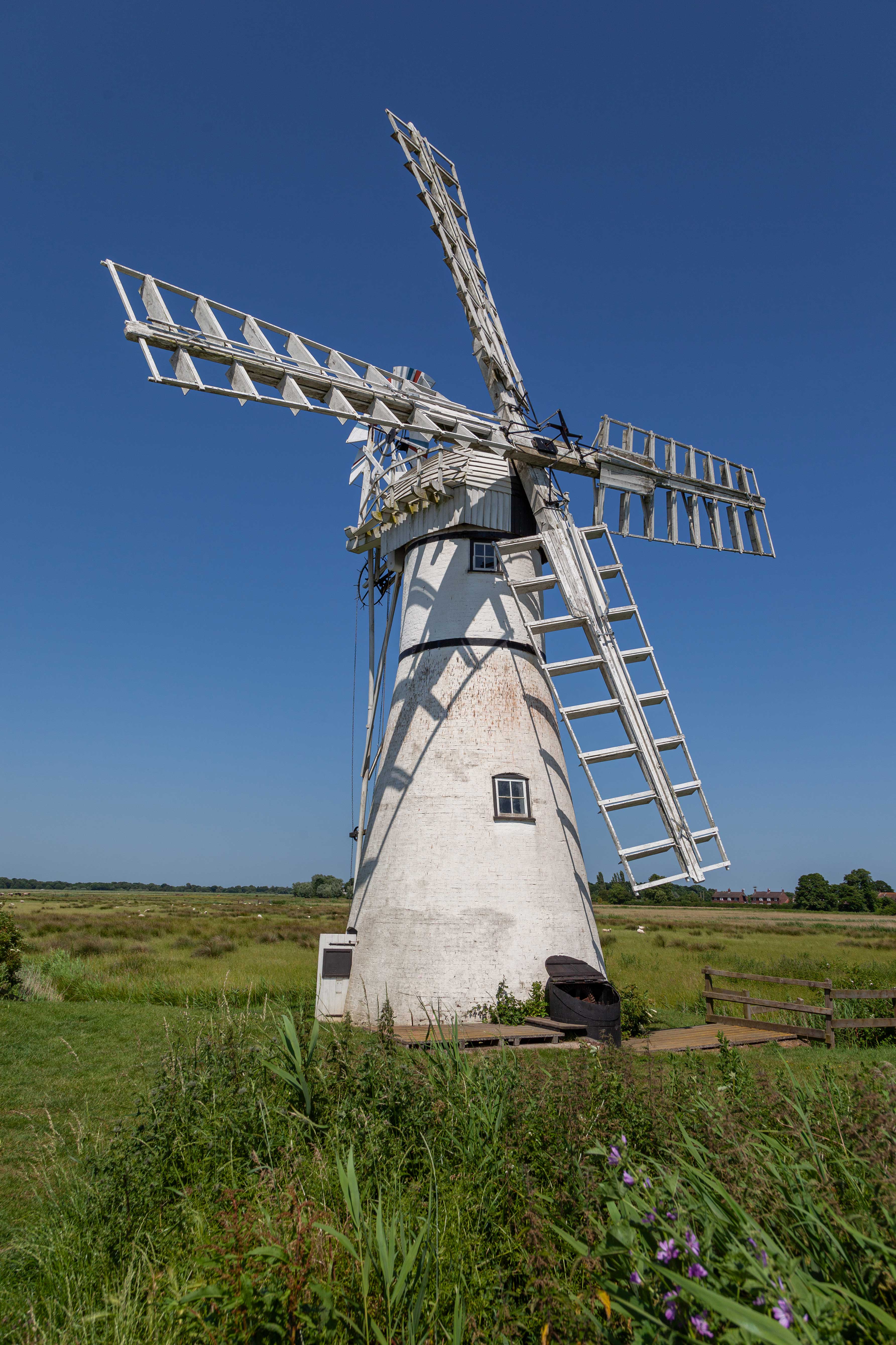 thurne mill water pump