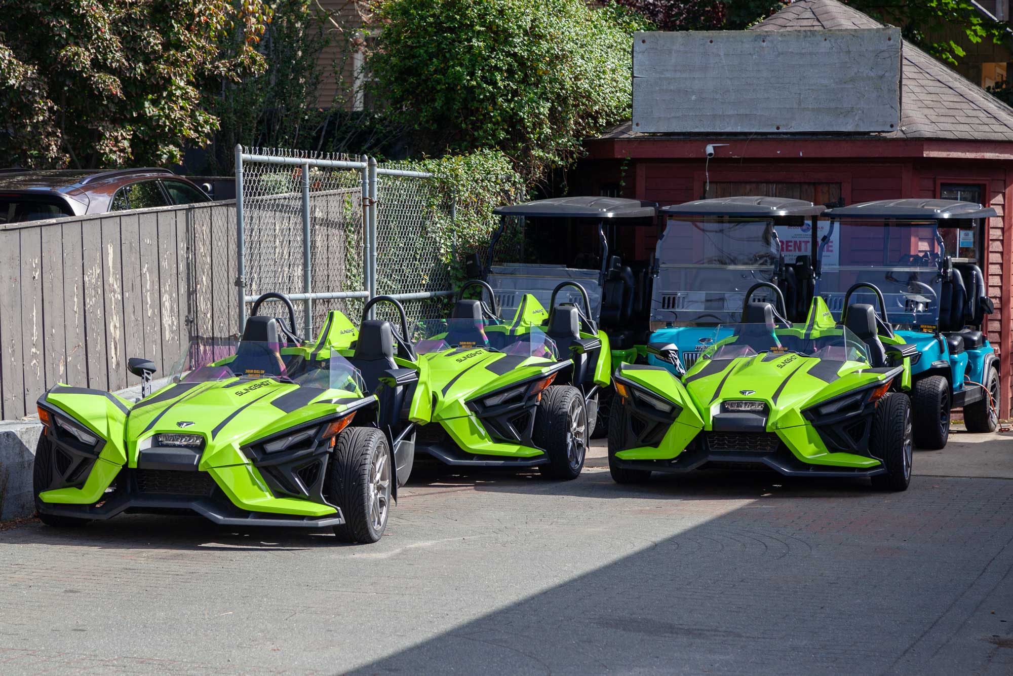 3 wheeled hire cars