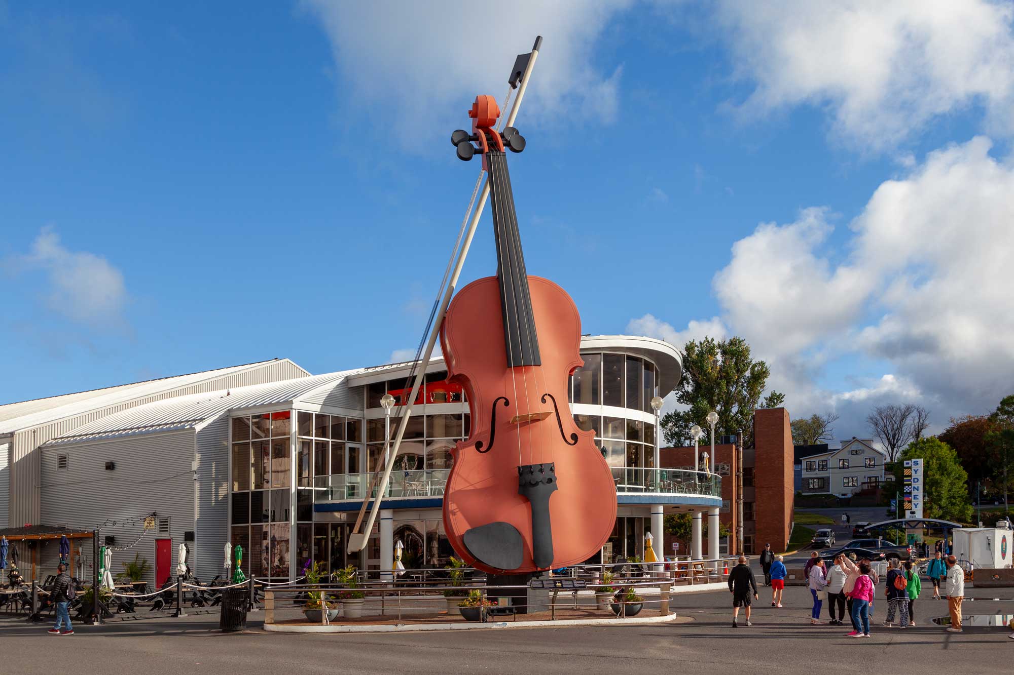 the world's largest fiddle