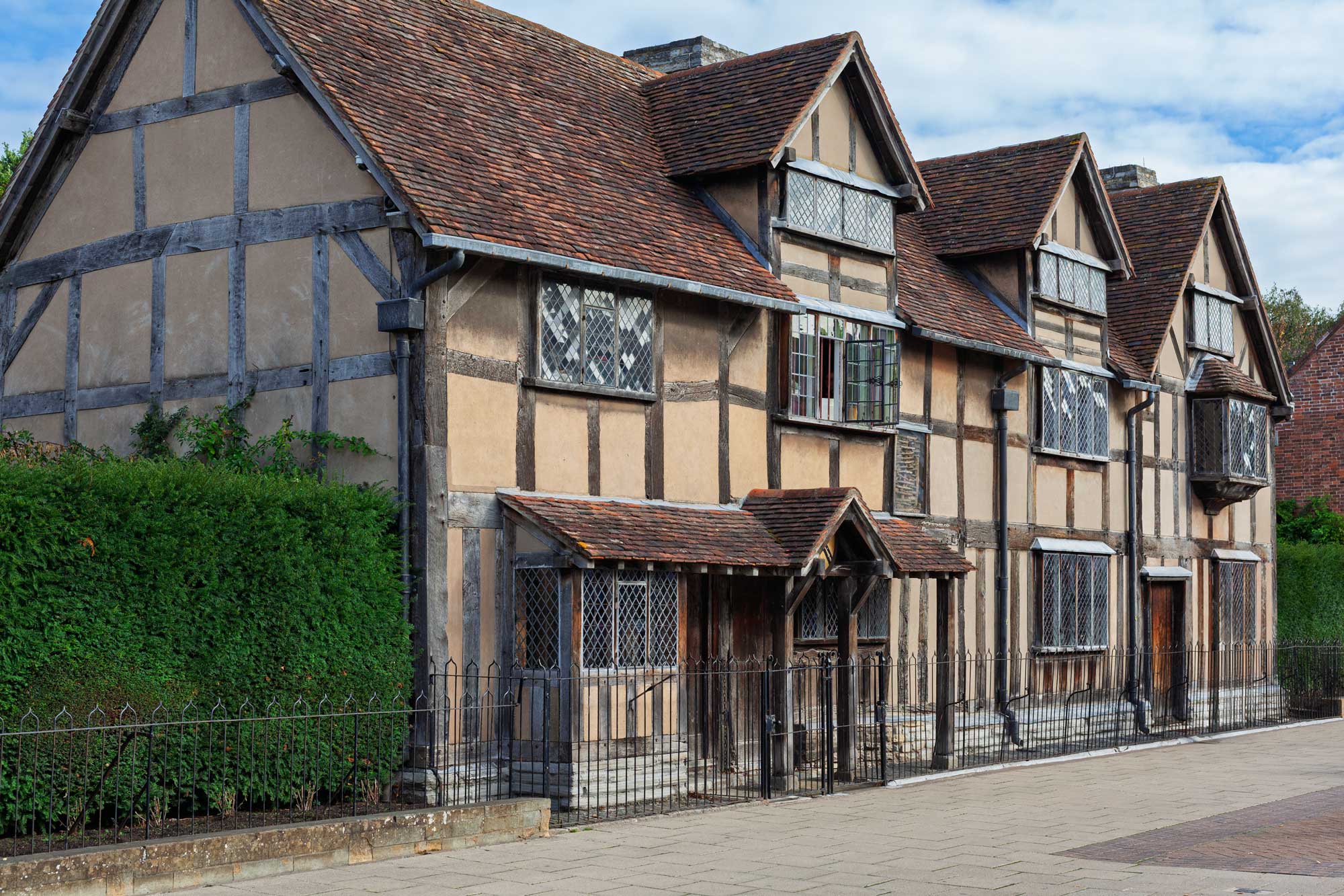 stratford - shakespeare's house