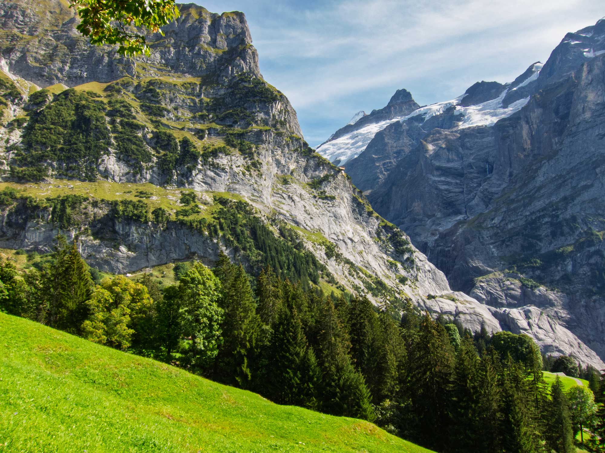 Cycling Grosse Scheidegg from Interlaken via Grindlewald