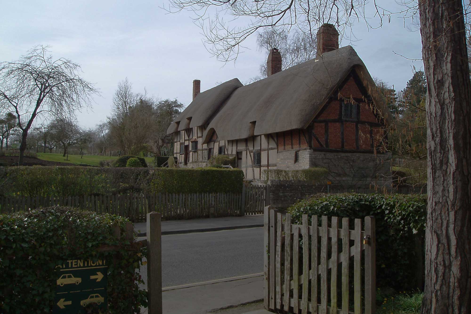 anne hathaway's cottage, shottery